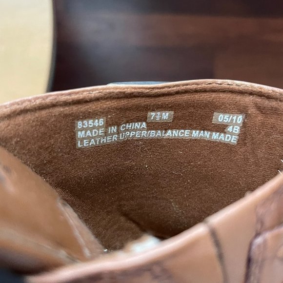 Clarks Bendables Sz 7.5 Brown Mules Mirabelle Holly Leather Studded Buckle Clogs - Picture 9 of 9